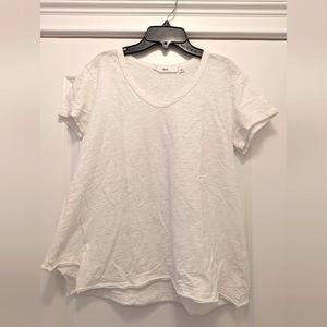 Wilt white v-neck shirt with swing hem